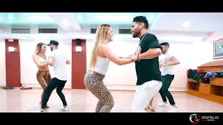 Grupo Esencia Madrid / SP Polanco - Man Overboard (feat. Pinto Picasso) #bachata Master class / Resimi