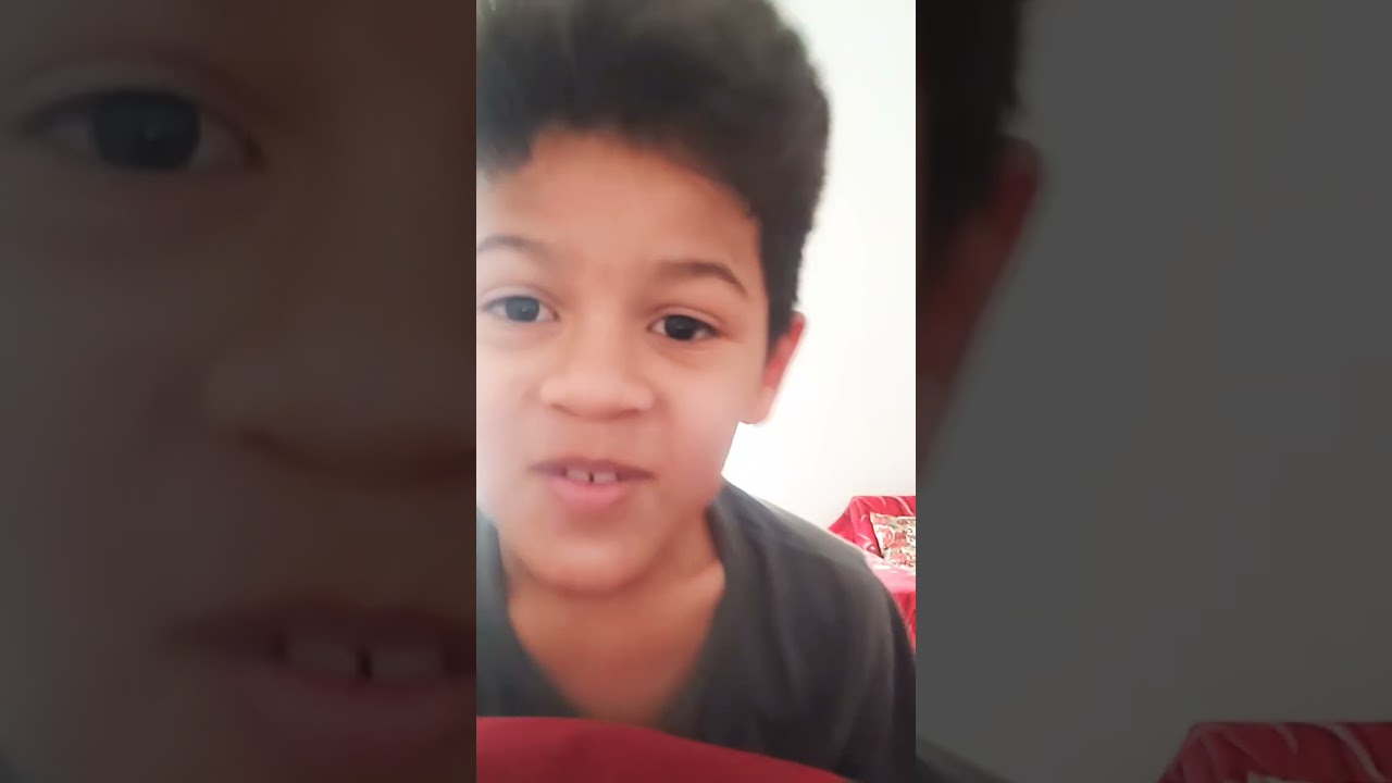 que bafo horrível😭😭😭😭😭