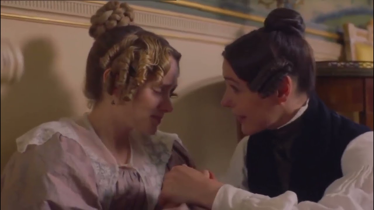 La tía las vio besándose 