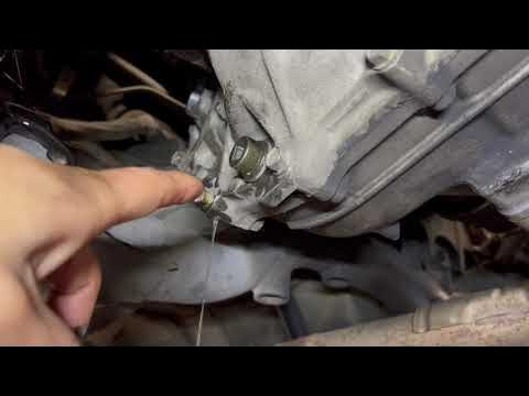 2001 To 2005 Honda Civic Manual Transmission Fluid Change - Easy 10