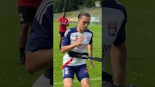 De la concentration et de l’application pour la première séance de la journée 💪🔴🔵 #stage #austria screenshot 1