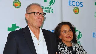 Ed O'Neill's Wife: SHOCKING REVEAL After Daughter's TikTok Goes Viral!