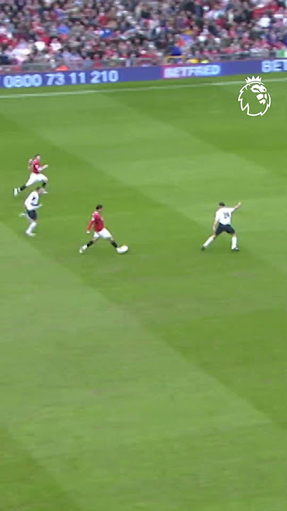 Ronaldo and Rooney combine BRILLIANTLY!