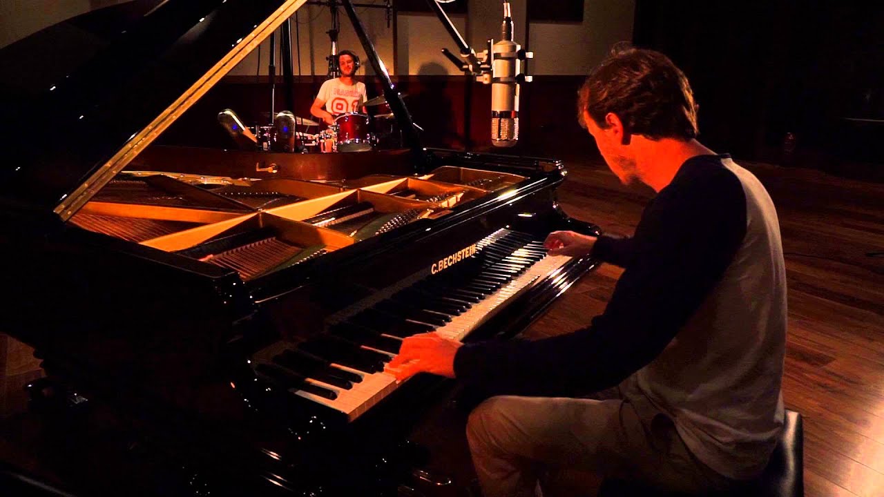 Paul San Martín & Romain Gratalon - "San Martin Boogie" (P. San Martín)