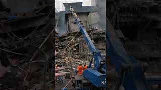 Scores Dead and Missing in Massive Pakistan Mall Fire #shorts