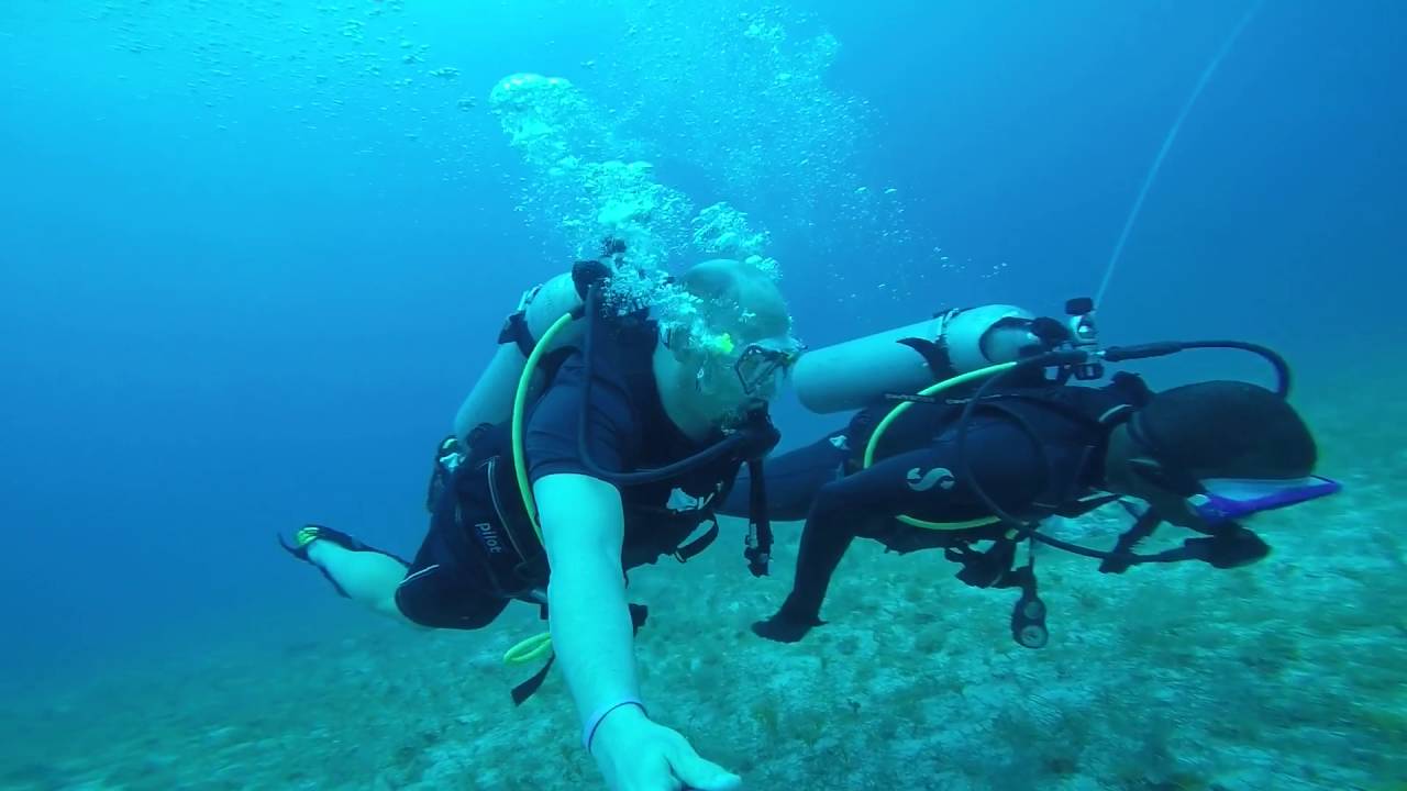 60 ft dive in Jamaica Part 1 YouTube