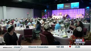 Coast Community Church holds annual dinner celebrating Seder