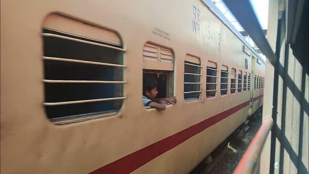 vapi-railway-station-ll-crossing-train-youtube