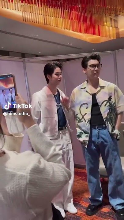 Two Cuties 😆🤩 #mewsuppasit #friends #alwaysmew #mewlions #fashion #cute #shorts #viral #love #mew#yt