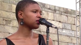 Lizz Wright - Soon As I Get Home - 8/10/2003 - Newport Jazz Festival (Official)