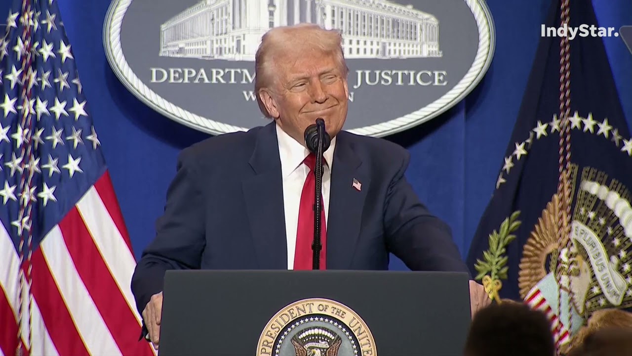 Donald Trump DOJ speech recalls Indiana legend Bobby Knight's 2016 presidential election endorsement