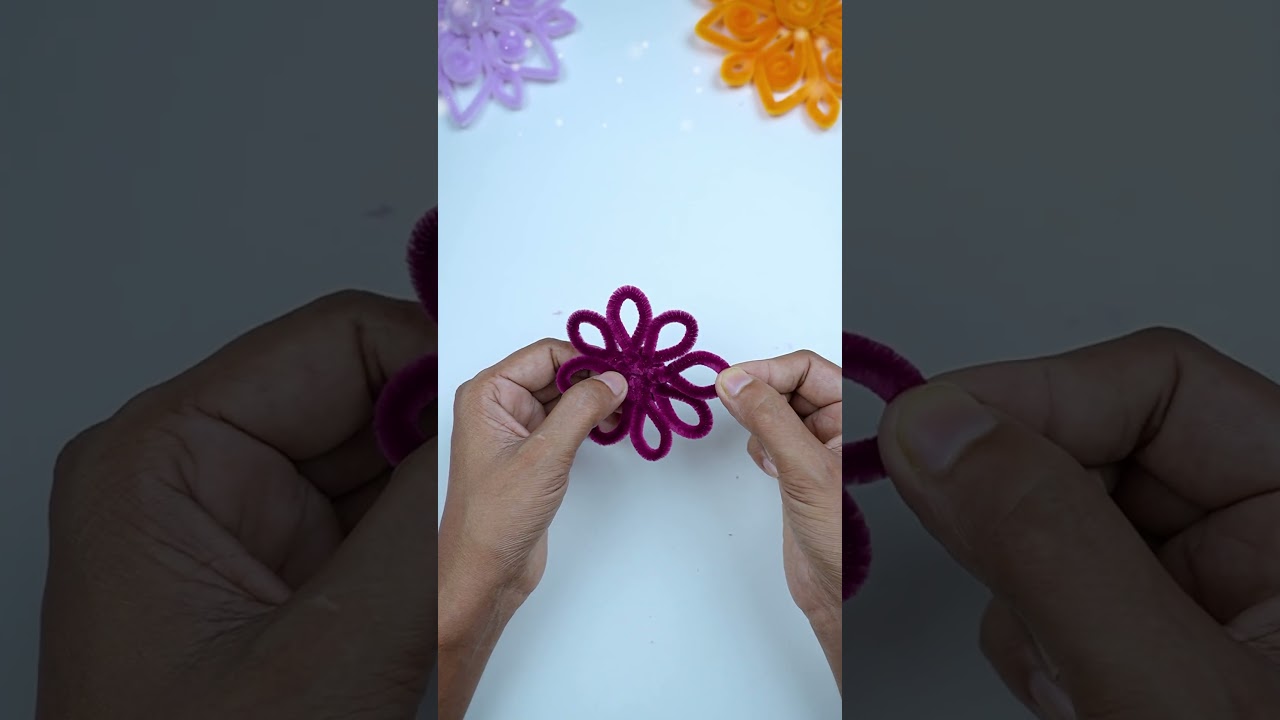 Pipe cleaner crafts - Handmade christmas snowflake crafts idea for holiday decorations❄🎄