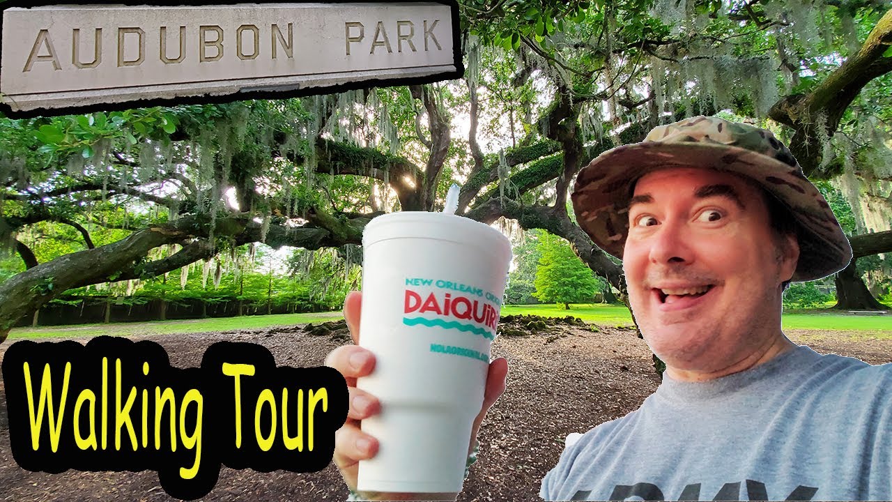 New Orleans Travel Vlog: Running & Walking Tour of Audubon Park & Mississippi River