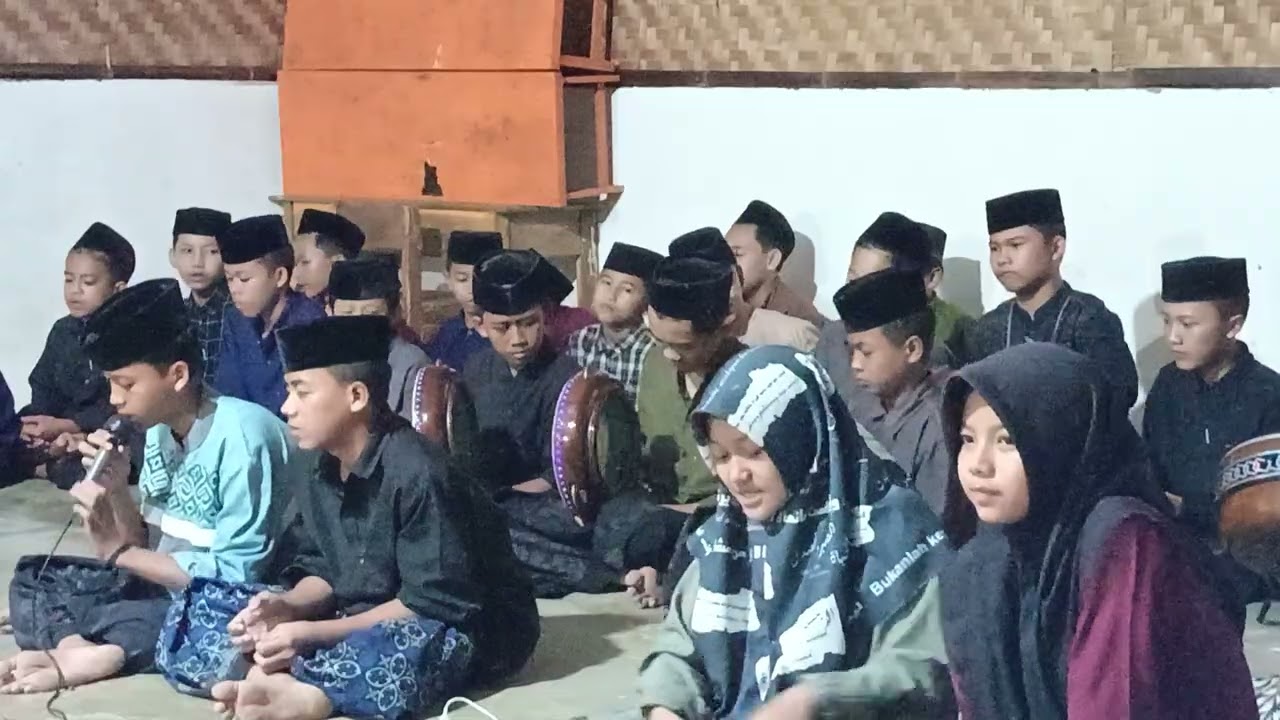 Sholawatan kelas 2 MaDin Miftahul Mubtadi-in