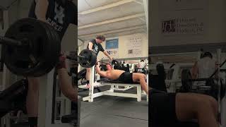 Easy 3 plate bench #rap #hiphop #music #rapper #explore #motivation #squatbenchdeadlift #gym #liftin
