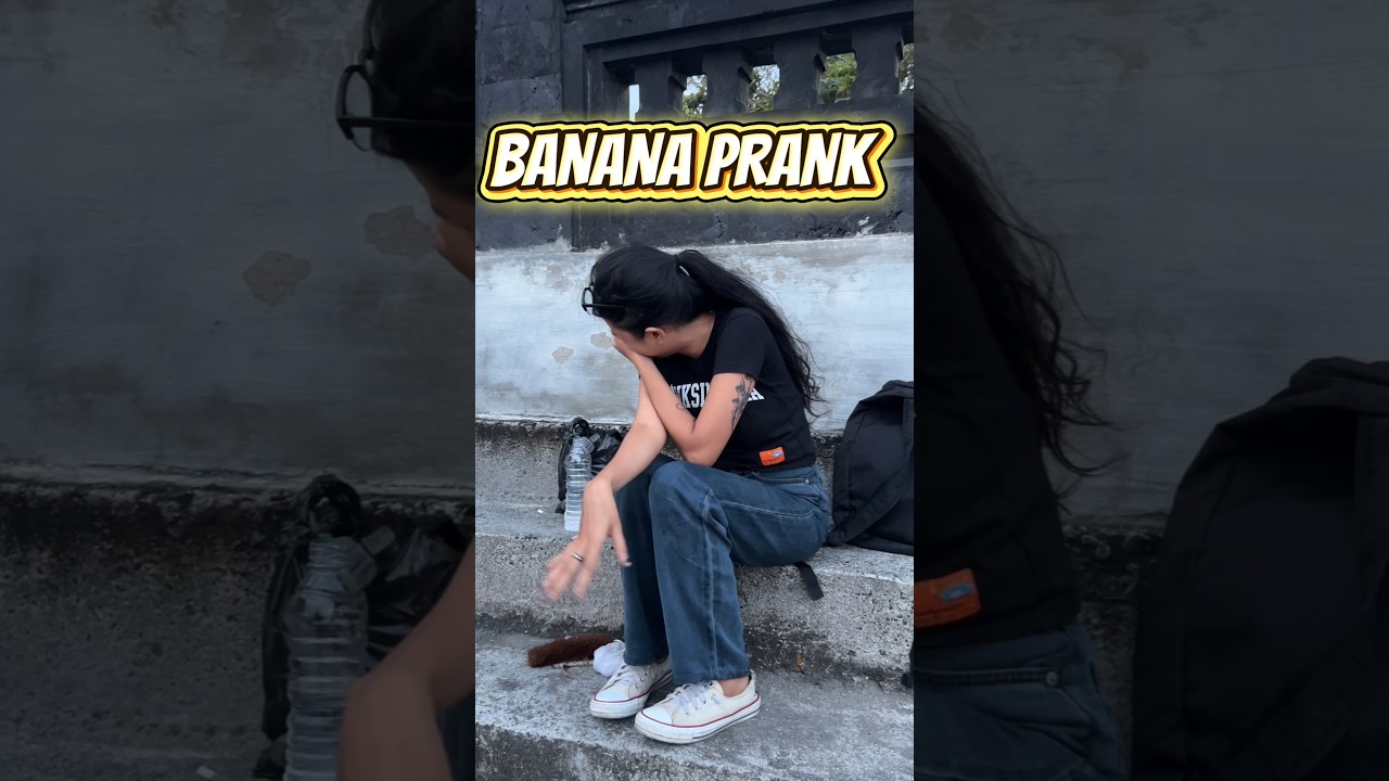 Banana prank with quiet girl 🤣🤣 