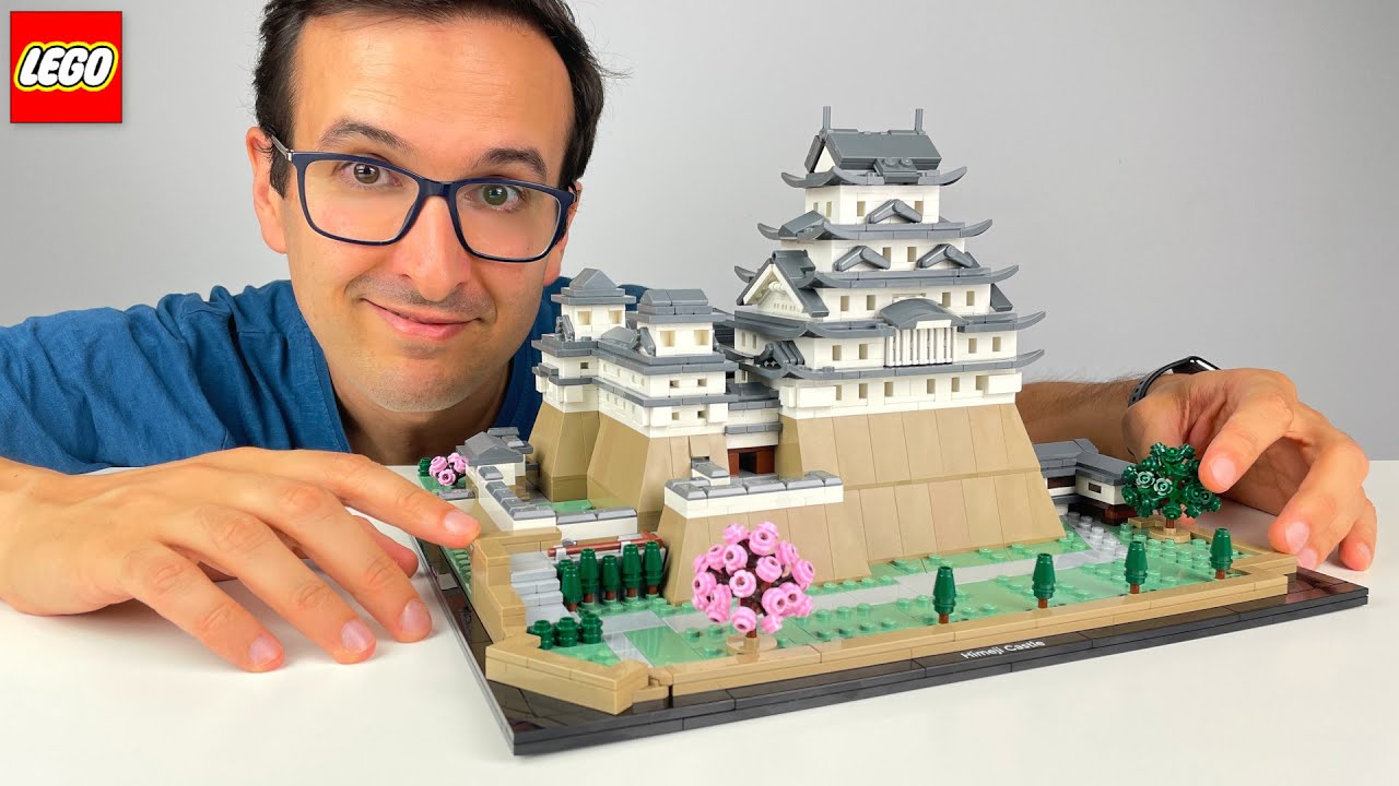 7 Awesome Japanese Castles Made of Lego