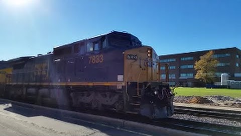 [CSX]7833 BRAND NEW FRESH PAINTED C40-8W Leads Q470-21 Through Fayetteville NC With Very Loud K5LA