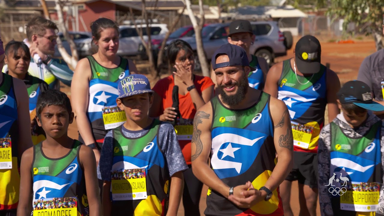 Olympians join the Indigenous Marathon Foundation for the 2018 Deadly Fun Run around Uluru