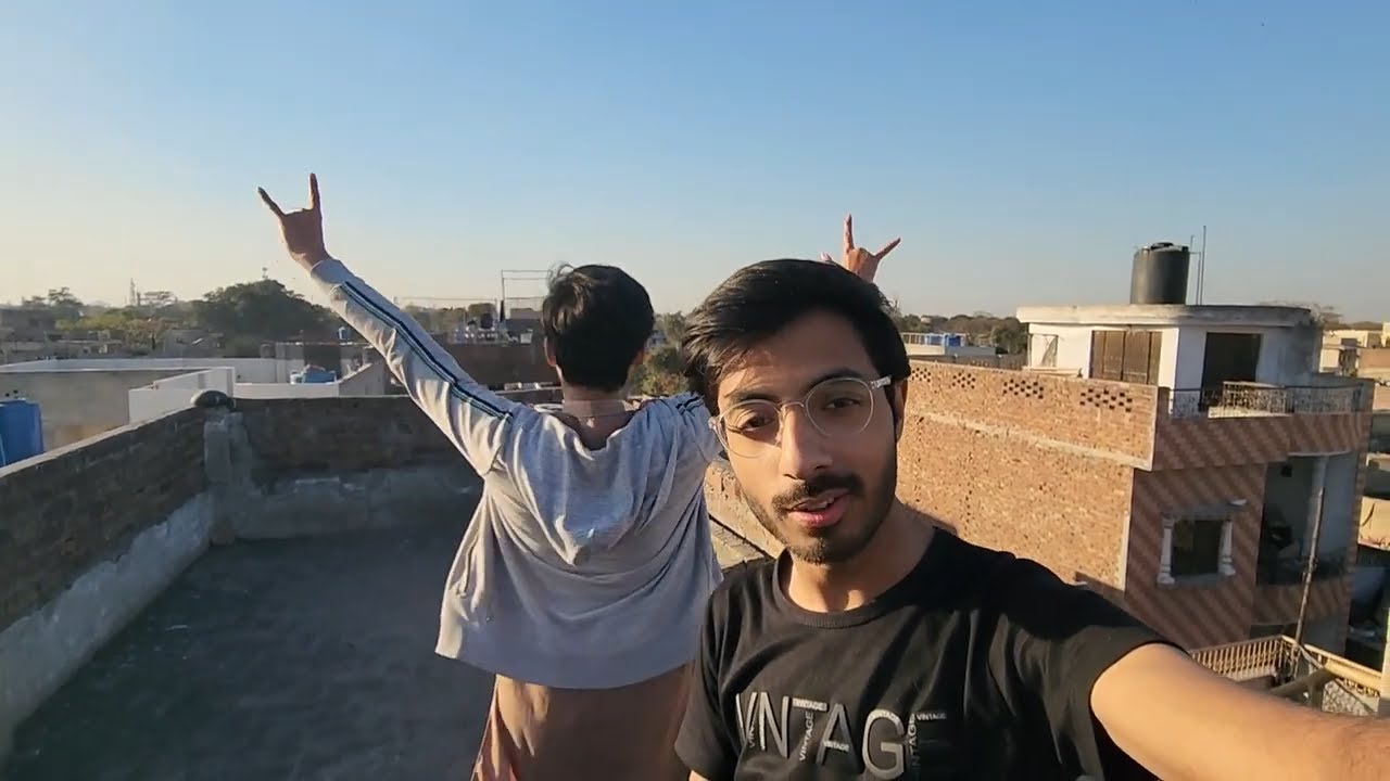 Vlogging with the Samsung S22 Ultra || The Ultimate Camera Test 😎