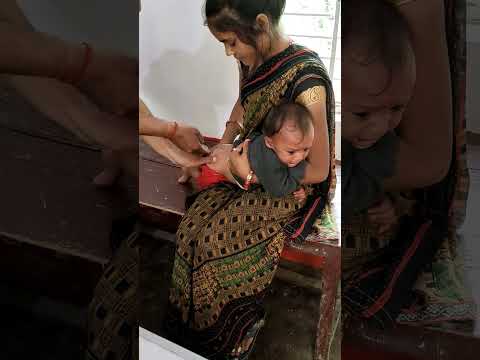 Trendy💉😨 Doctor baby injection crying video caught in mobile - YouTube #trending