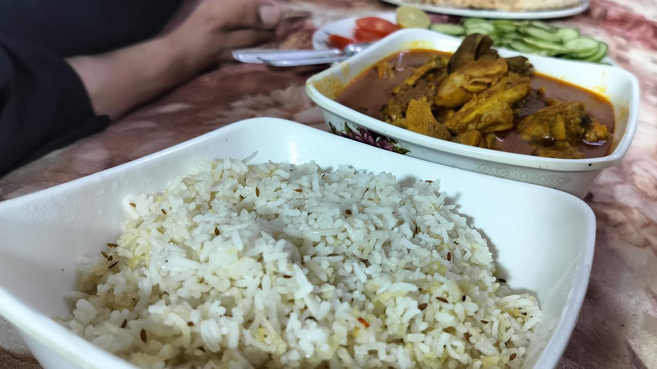 Chiken and rice with kabuli roti 😋😋 - YouTube