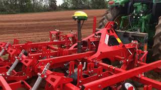 John Deere Active Implement Guidance Hilling Potatoes