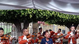 LUPITA FLORES SOPRANO CON MARIACHI   09 11 2017