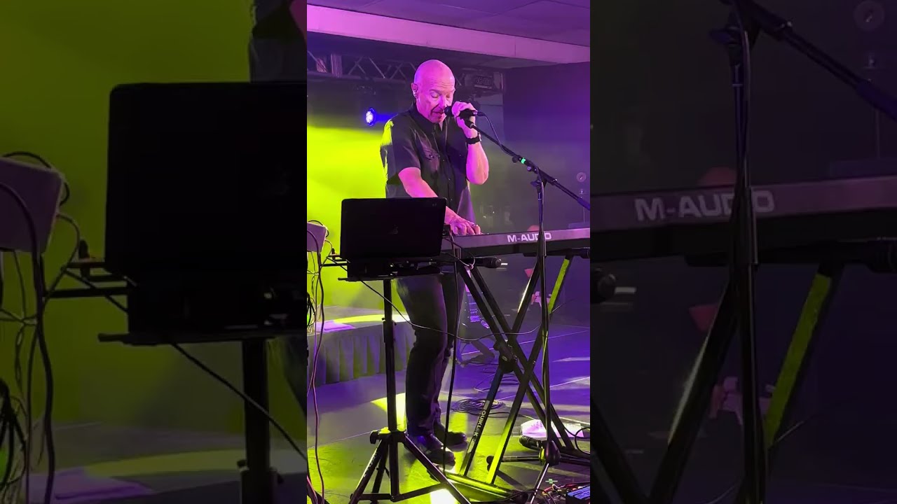 Midge Ure live - Sleepwalk - McBowl, Classic Bowl Mississauga, May 24, 2025