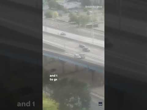 Truck driving wrong way narrowly avoids collision | USA TODAY