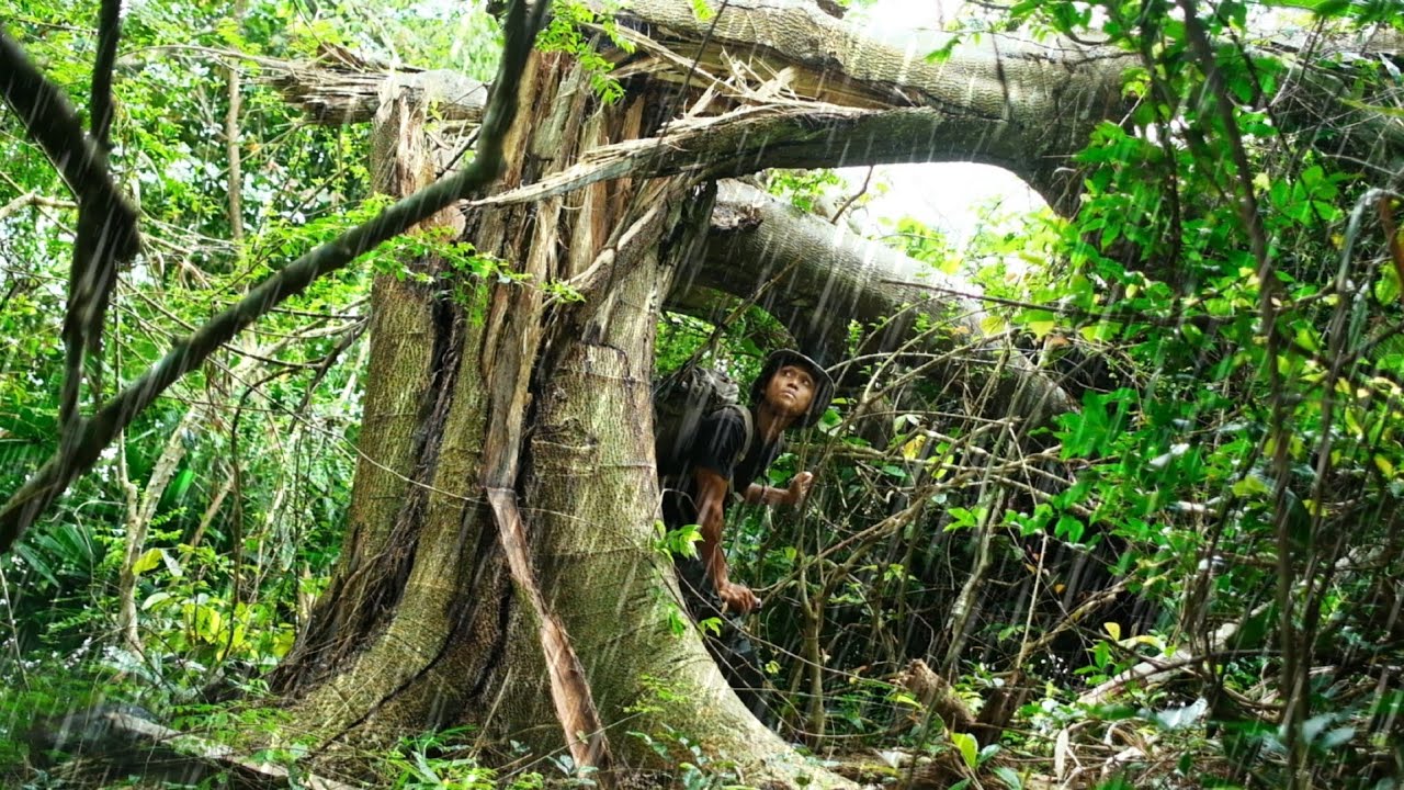 CAMPING FISHING MEMBUAT OVEN DARI TANAH LIAT 