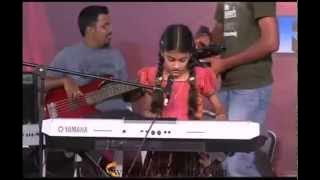 Chinni Manasutho Ninnu  Aradhinthunu [HD] - Baby. Akshaya - Telugu Christian Song