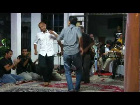 lively-arabic-gambus-zapin-music-and-dance