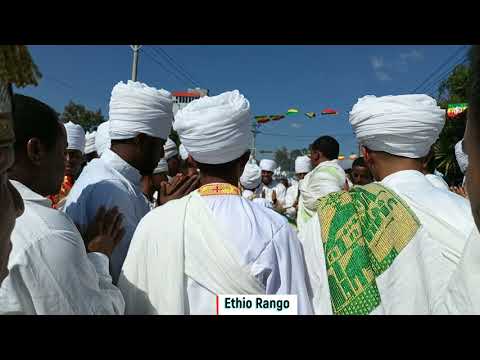 ቪዲዮ: አንድ ጎልማሳ ሲጠመቅ አምላክ ወላጆቻቸው ያስፈልጋሉ?