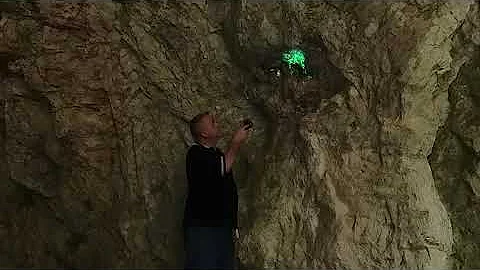 Finding Ruggles Mine Autunite with the new AURORA 365nm High-Power Actively-Cooled UV Flashlight