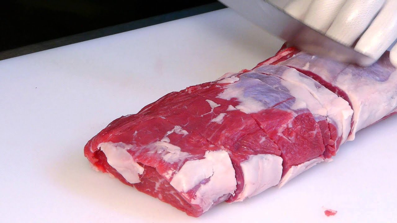 How to butcher a whole tenderloin (and cut your own filets!) – Jess Pryles