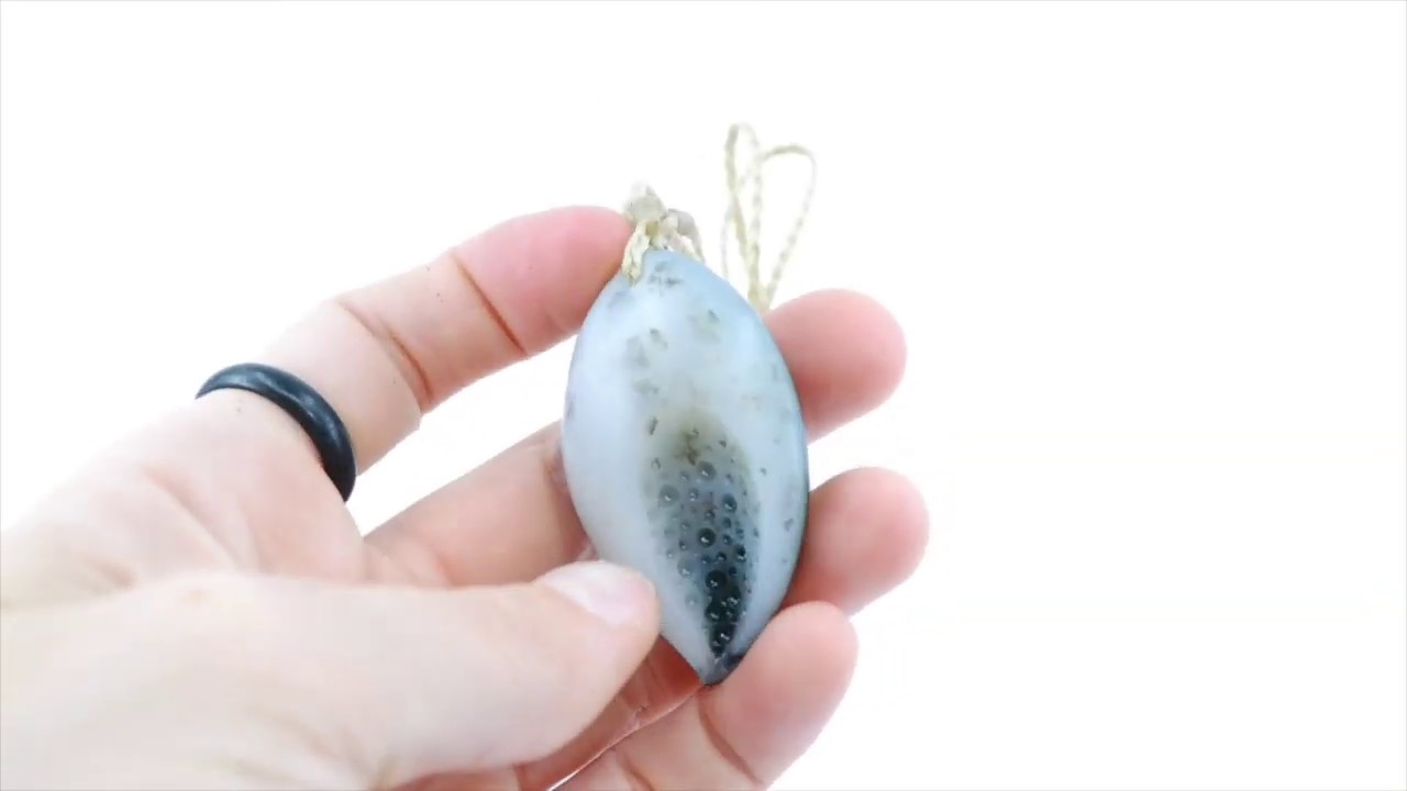 Siberian Jade and Pounamu | Jade Carving | Handmade by Madelyne Gourdin in New Zealand.