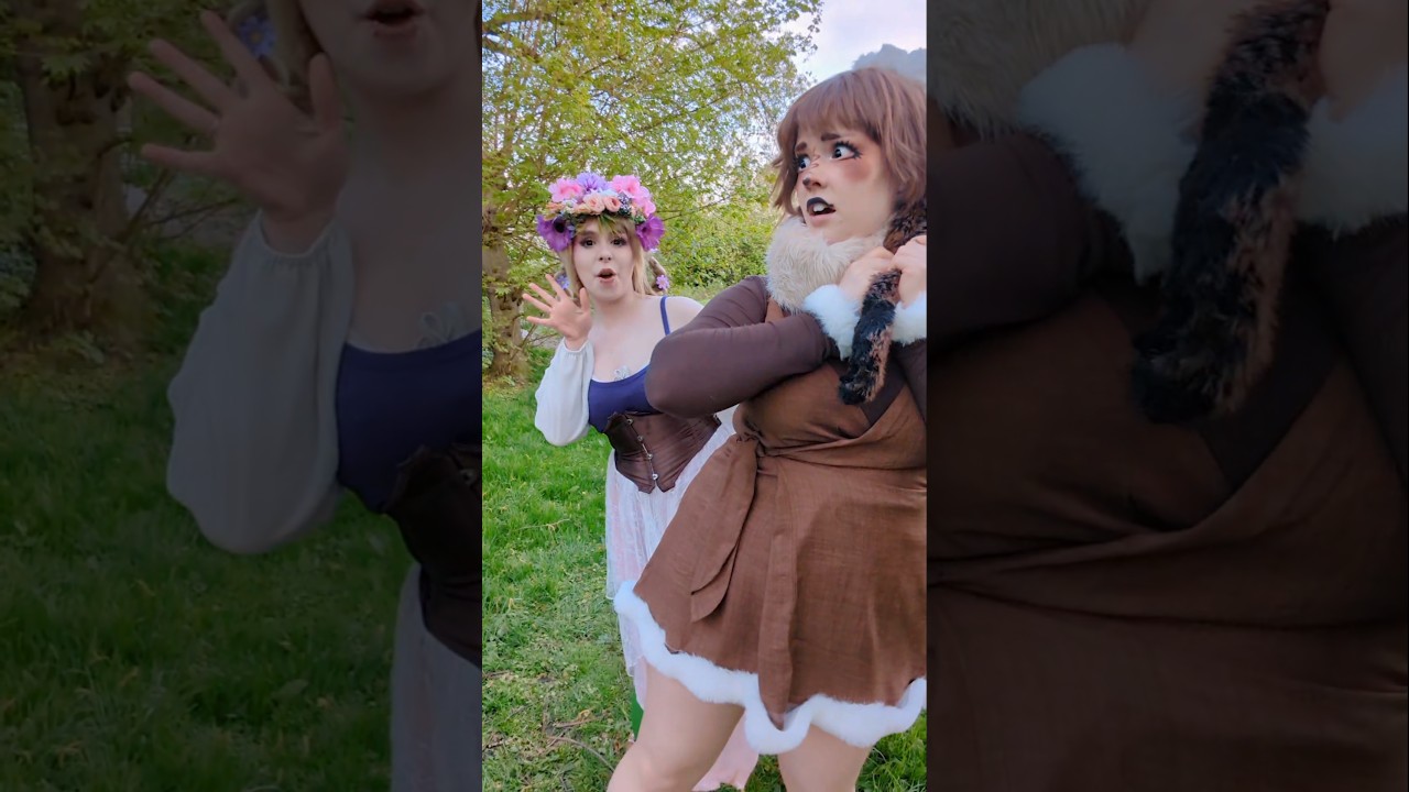 WHO'S THAT BEHIND ME?? @sol.cosplays #dandysworld #cosplay #bassie #cocoa #fyp #easter #roblox