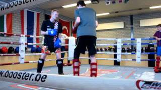 Bergeijk B2 Thai-boksen 11-02-2012 Rik vs. Job