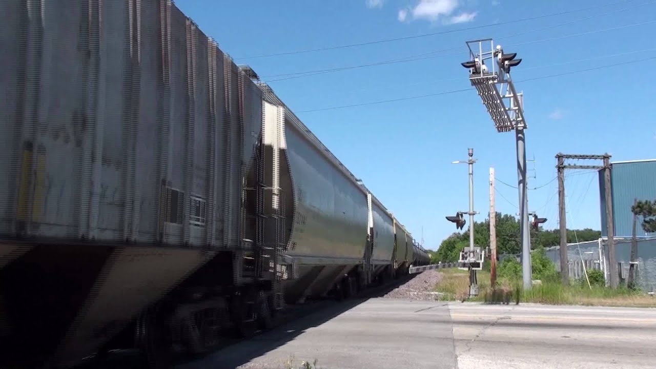 CP 276 in Des Plaines, IL