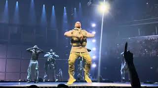 Usher Past Present Future Tour #PPFTour OMG &amp; DJ Got Us Fallin In Love.