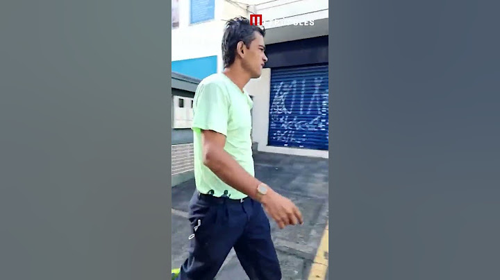 Bolsonarista leva tapão em frente a quartel do Exército em SP