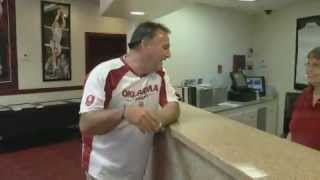 Sooner Legends Hotel, Bar & Restaurant