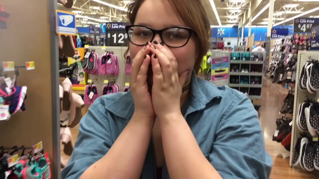 I WITNESSED A ROBBERY AT WALMART #1 - YouTube