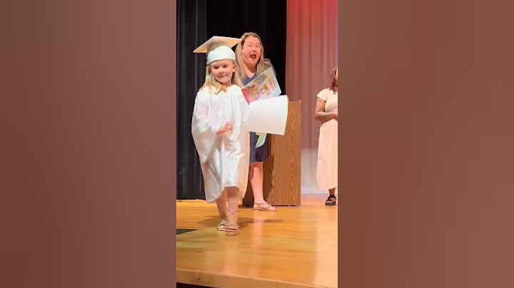 They couldn’t believe she said that a graduation 😂❤️￼