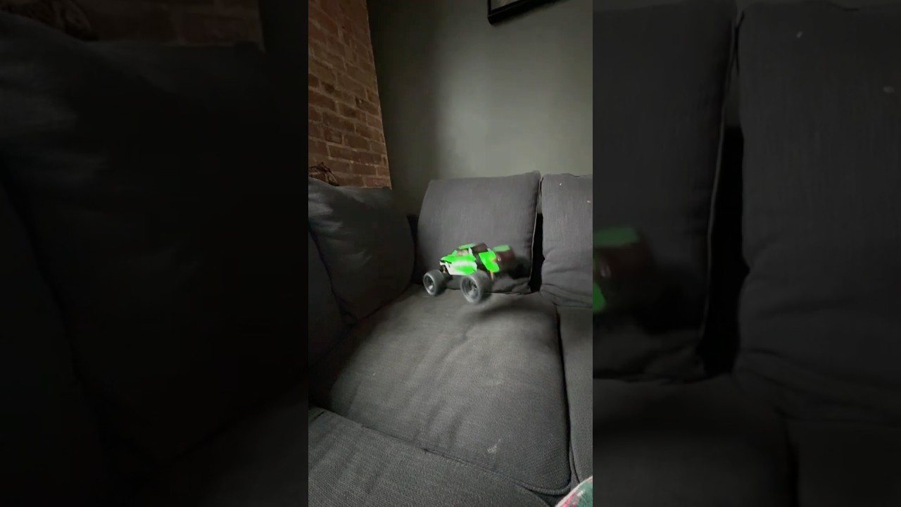 Arrma Granite Grom MEGA 4WD 380 Brushed 1/18 Monster Truck RTR