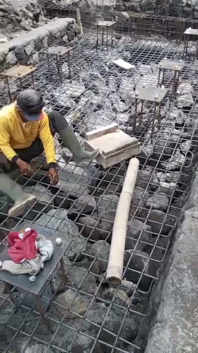 Enjoy Your Work So It Feels Light #youtubeshorts #prayerandbusiness #buildingwork #viralsong