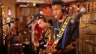 Toxic Holiday - Huntington (WHUS Live Sessions)