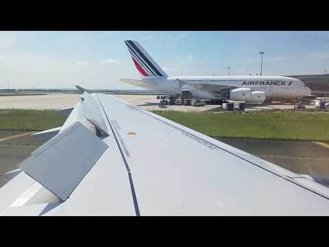 Air France (AF1643) Airbus A319 landing at Paris Charles de