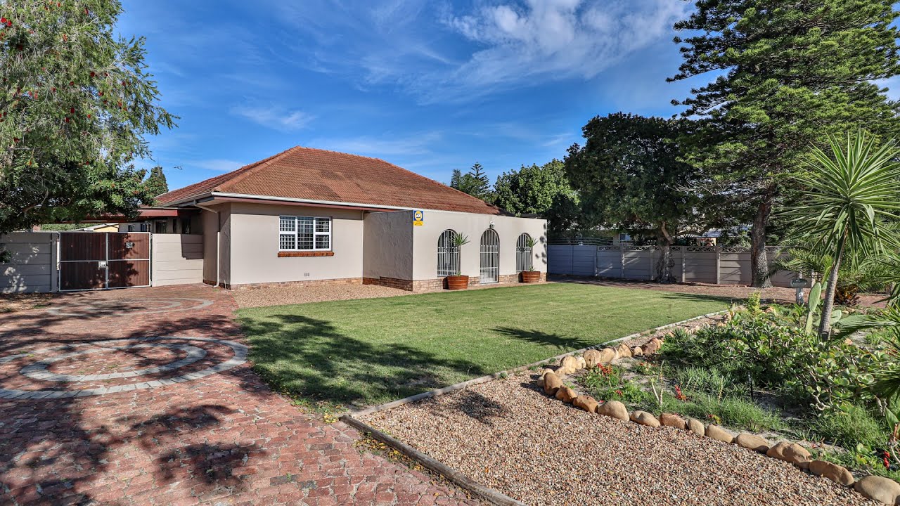 5 Bedroom house for Sale in Kuils River South